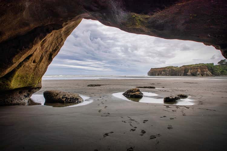 Looking from Cave, The Three Sisters, Tongaporutu
