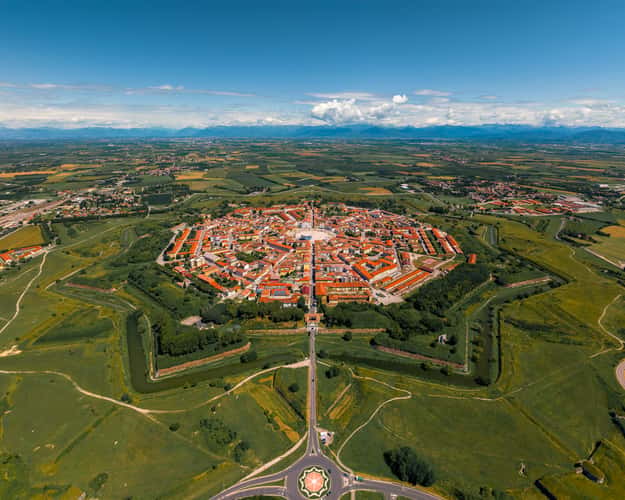 Palmanova