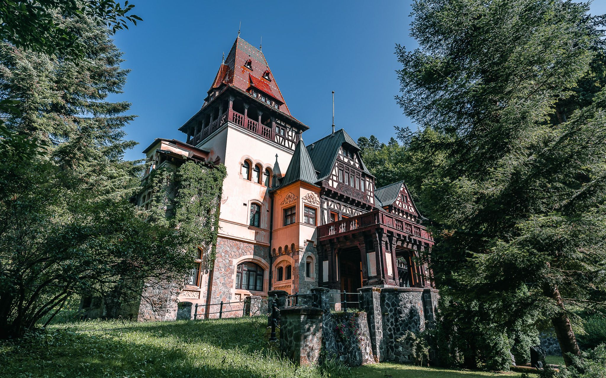 Pelișor Castle, Sinaia, Romania