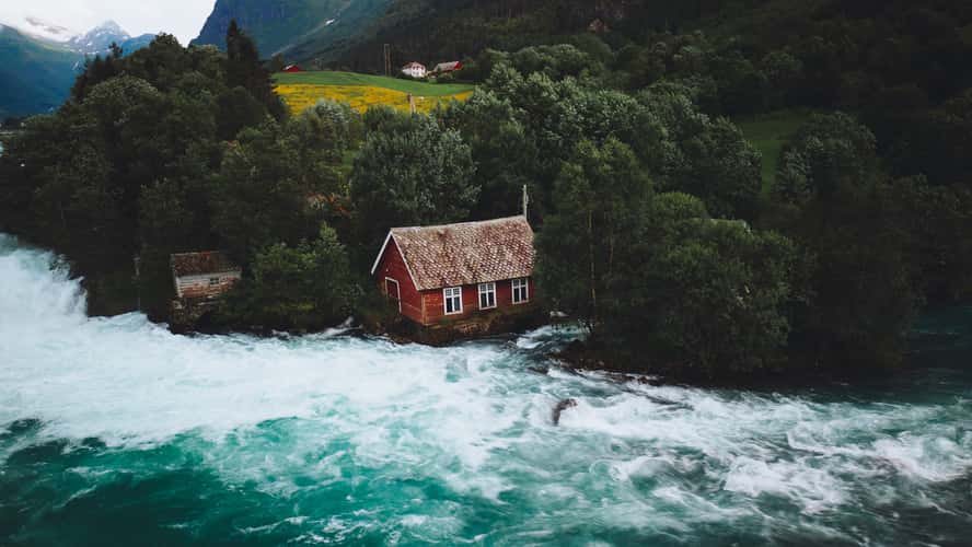 Red cabin near river Oldeelva, Olden