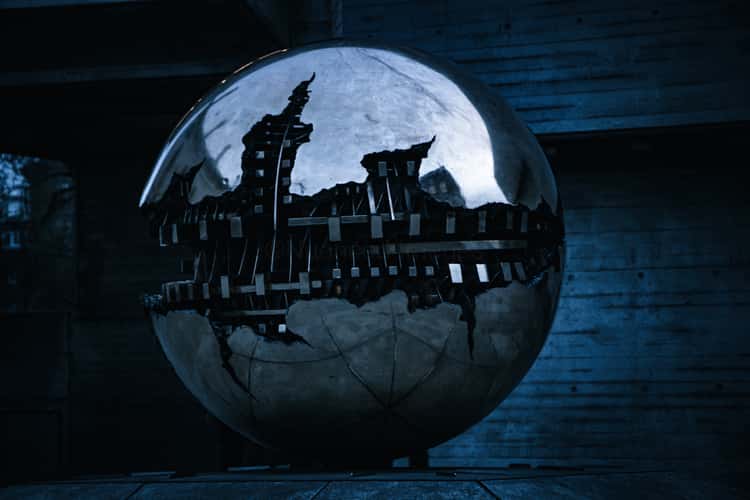 Sphere Within Sphere