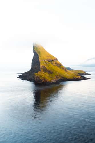 Tindhólmur, Faroe Islands