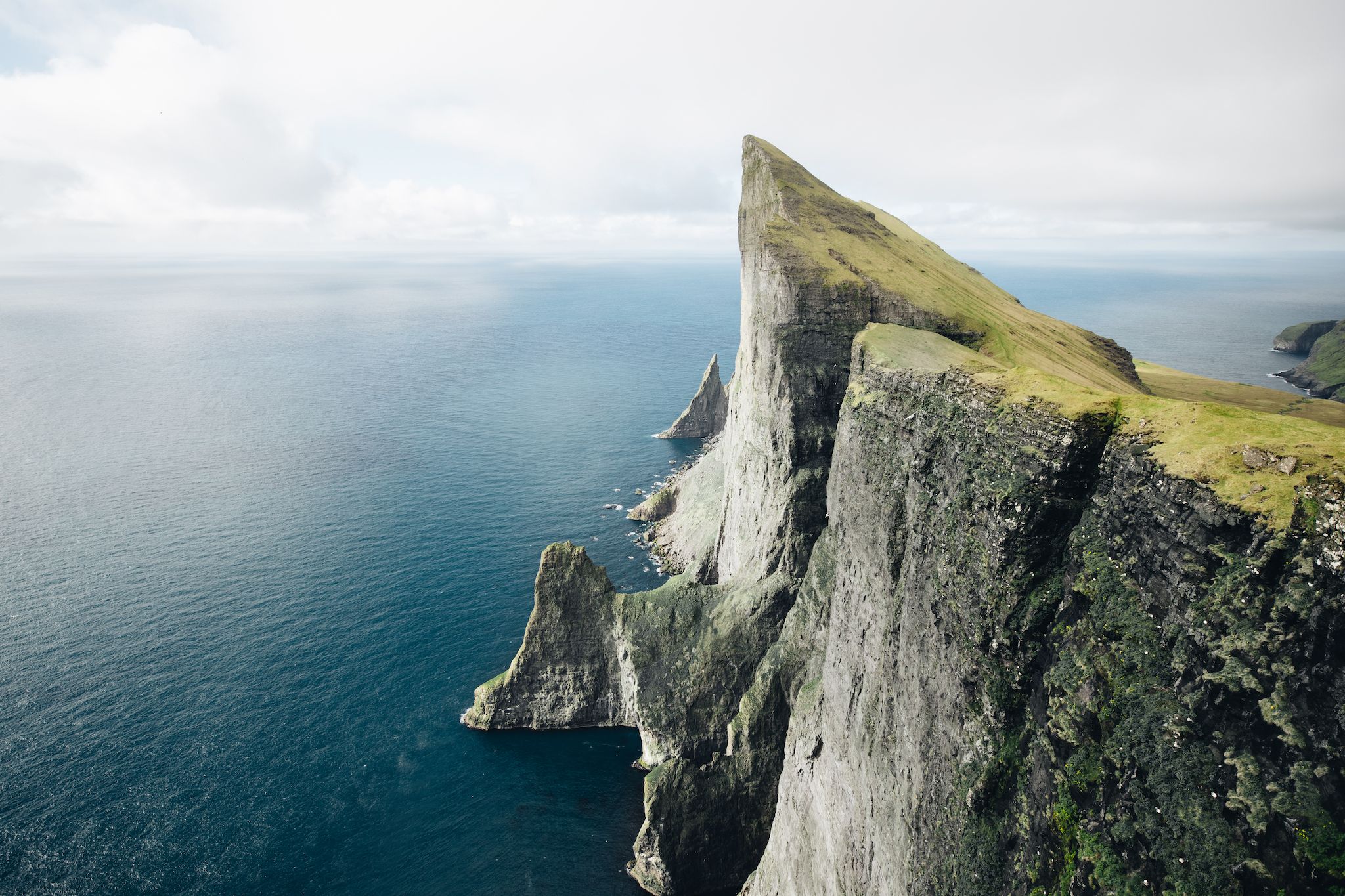 Snubbunar and Mylingur, Faroe Islands