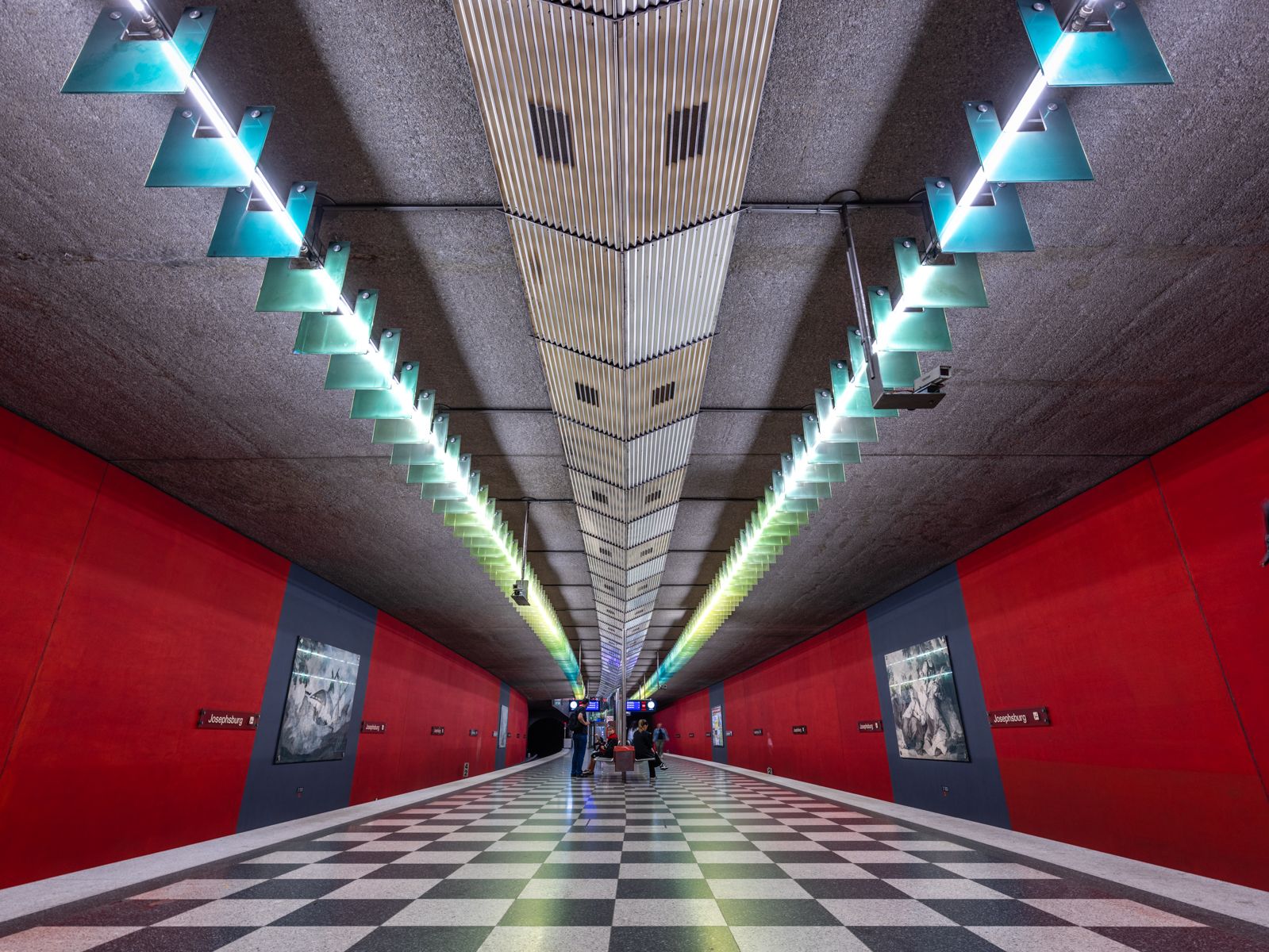 Josephsburg U-bahn, Munich, Germany