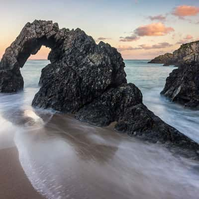 La roche percée - Clohars-Carnoët, Brittany, France