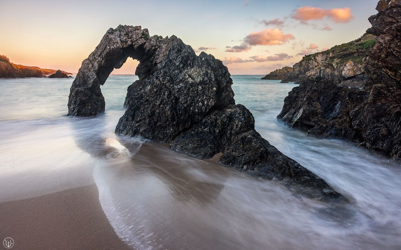 La roche percée - Clohars-Carnoët, Brittany, France