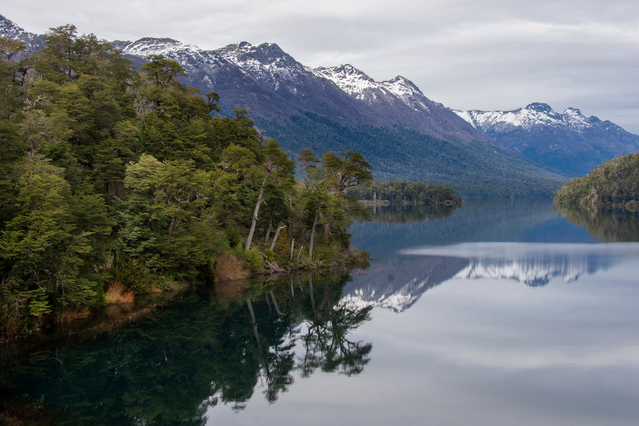 Lago Correntoso, Argentina