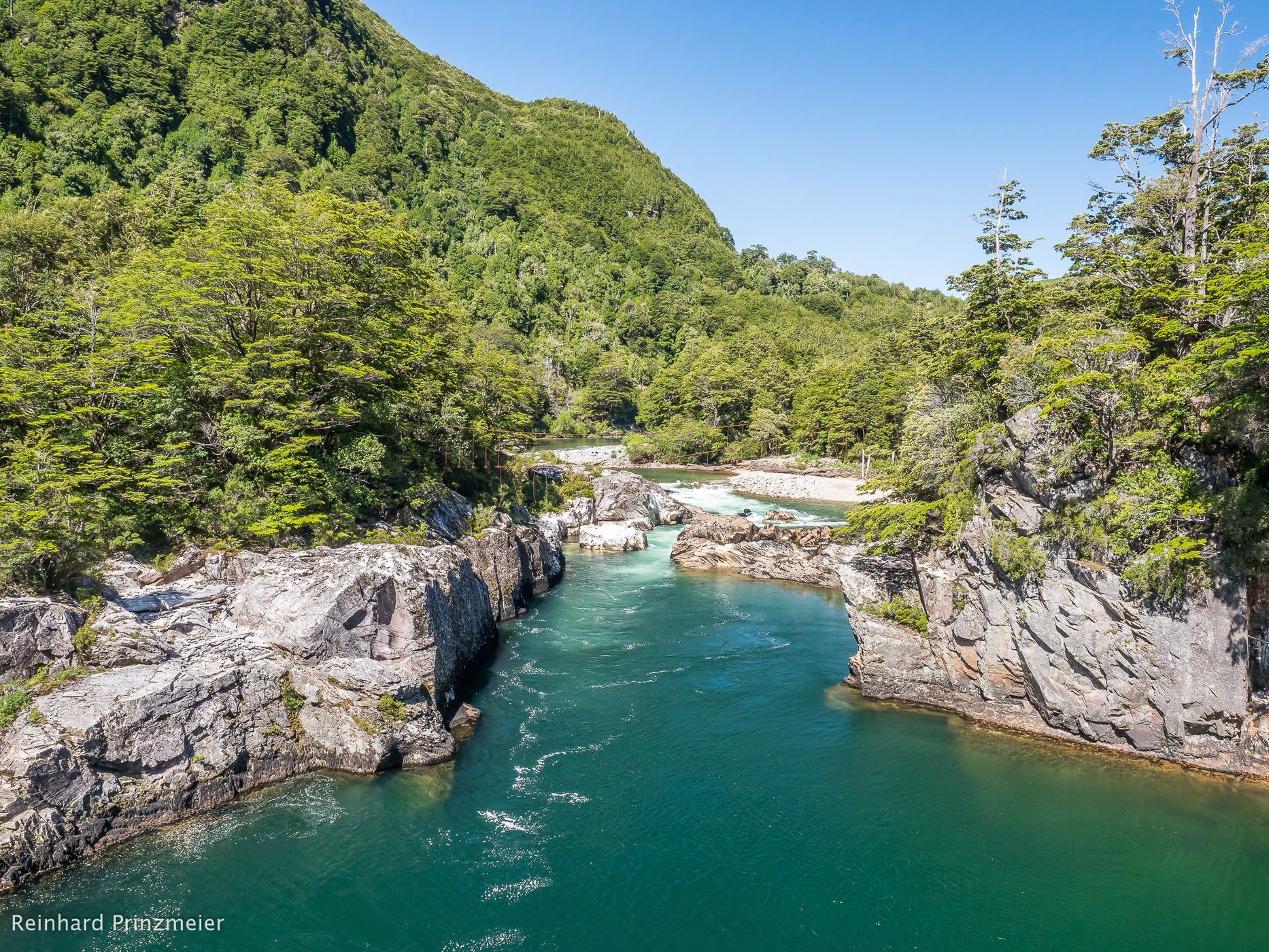 Refugio Río Cisnes, Chile