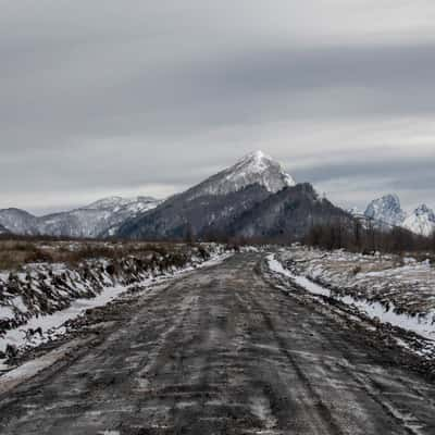 Road to Vulcan Lanin, Argentina