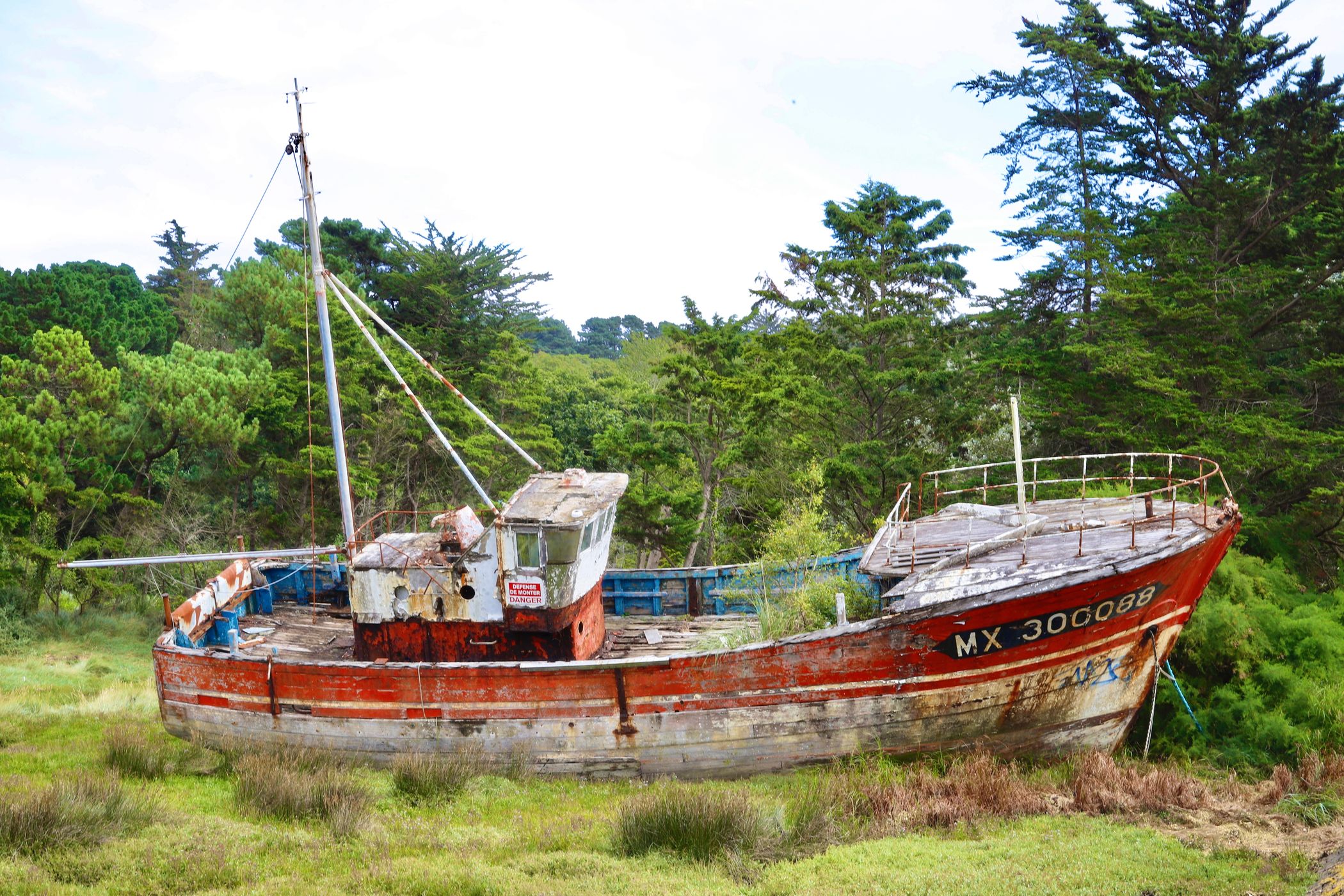 Cimetière de bateaux/ Ship cemetery, France