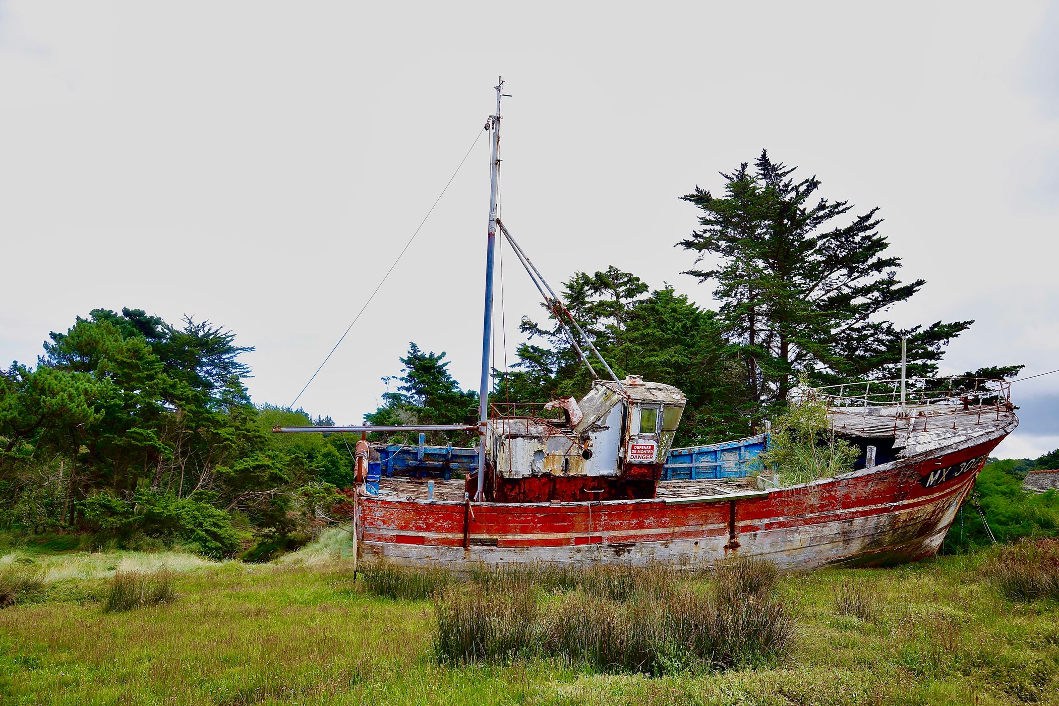 Cimetière de bateaux/ Ship cemetery, France