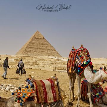 Gizeh and the pyramids, Egypt