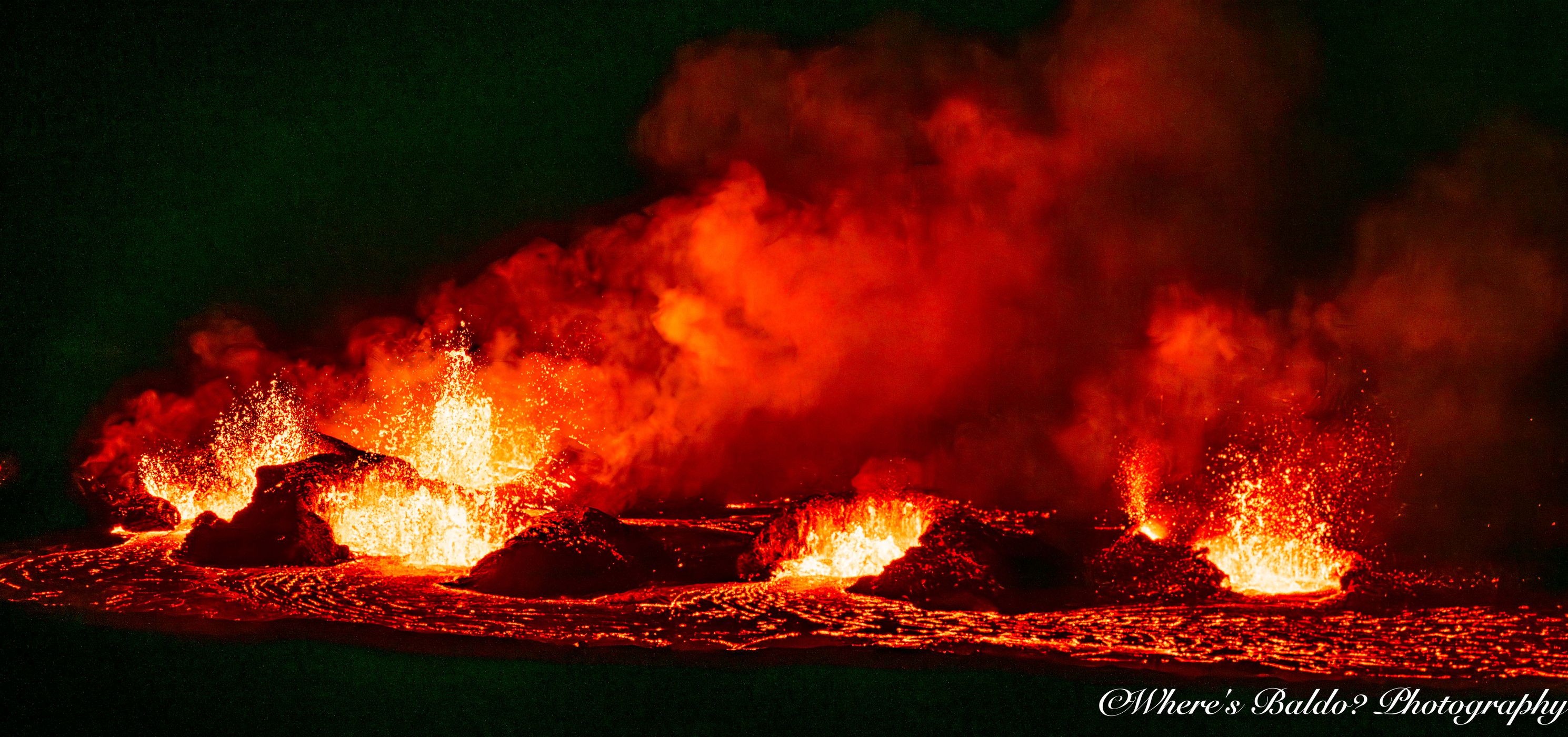 Halemaumau Crater Kilauea Calderat Sunrise Big Island Hawaii, USA