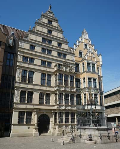 Holzmarkt mit Leibnizhaus