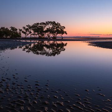 Nudgee Beach, Australia
