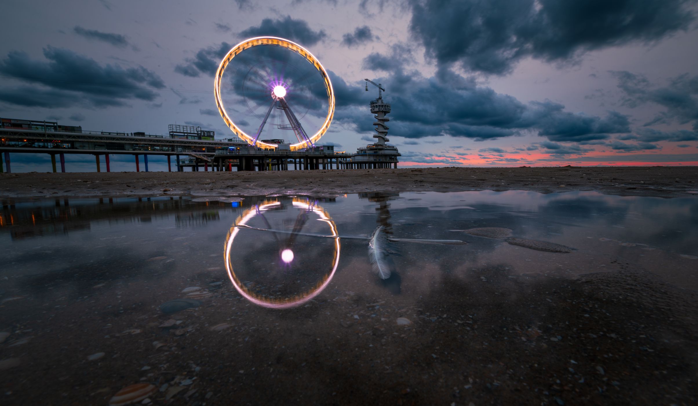 Pier Scheveningen - by Rudolfo Dalamicio, Netherlands