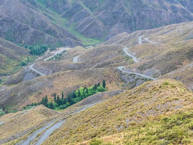 Road of 365 curves