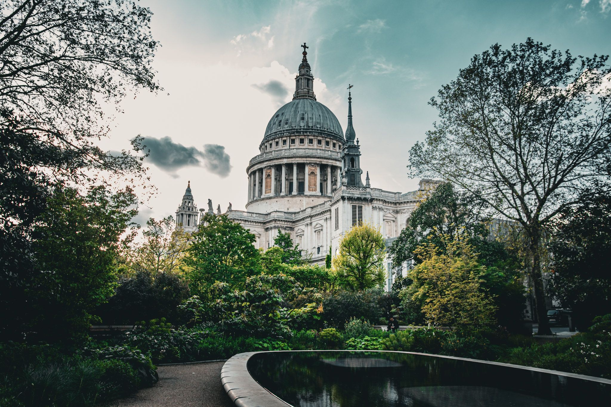 St Paul’s Cathedral from Reflection Garden, London, United Kingdom