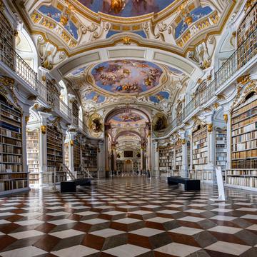Stift Admont mit Bibliothek, Austria