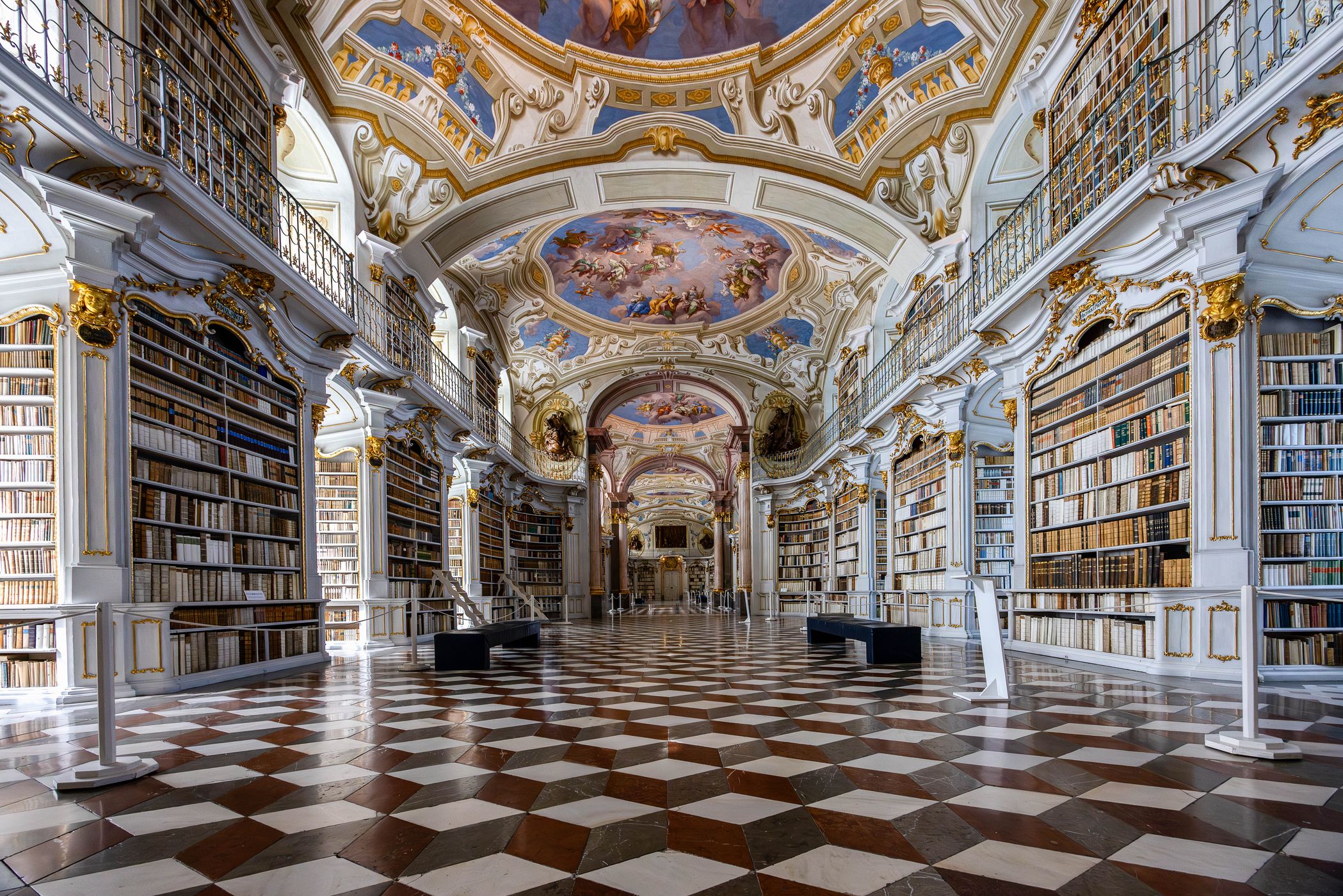 Stift Admont mit Bibliothek, Austria