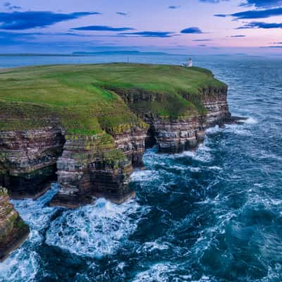 Sunrise Headland & Duncansby Head Lighthouse, Scotland, United Kingdom