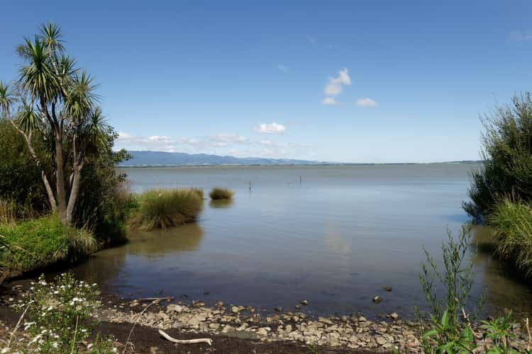 western lake road Wairarapa