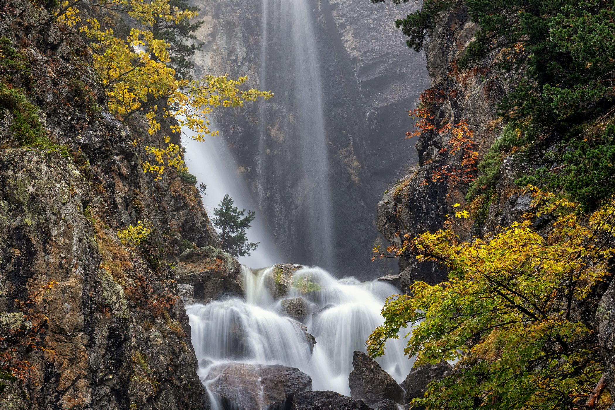 Baños de Panticosa waterfall, Spain