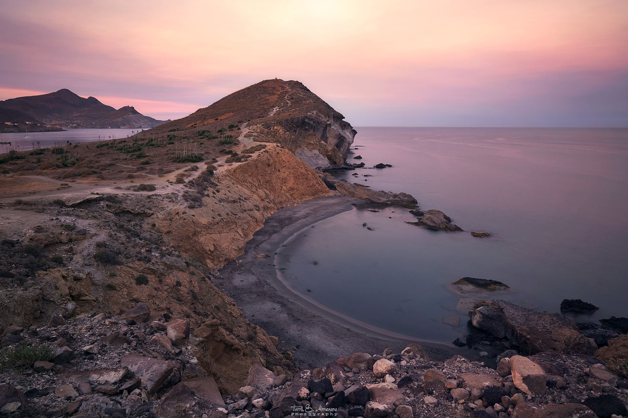 Cala de los Amarillos o Cala Amarilla, Spain