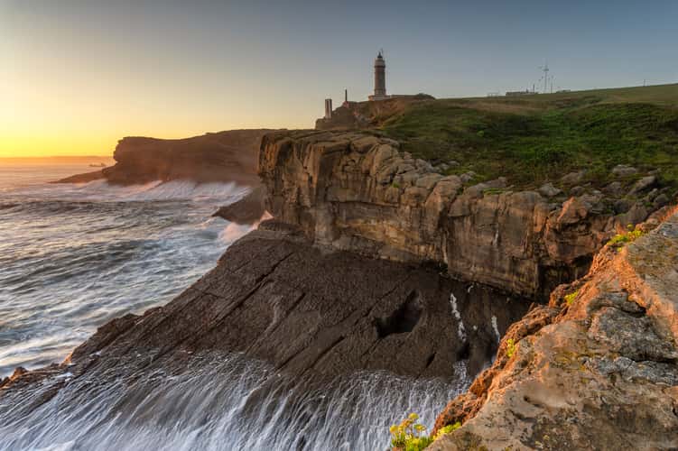 Faro de cabo mayor Santander