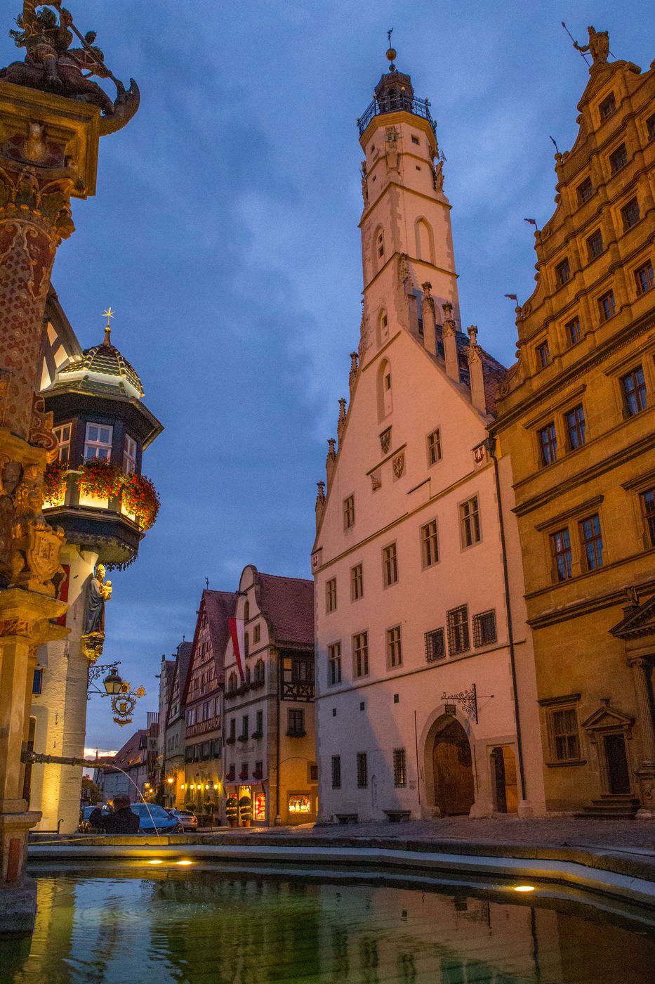 Georgsbrunnen in Rothenburg ob der Tauber, Germany