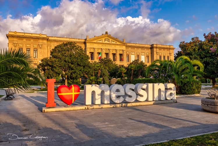I love Messina, town Hall, Messina, Sicily