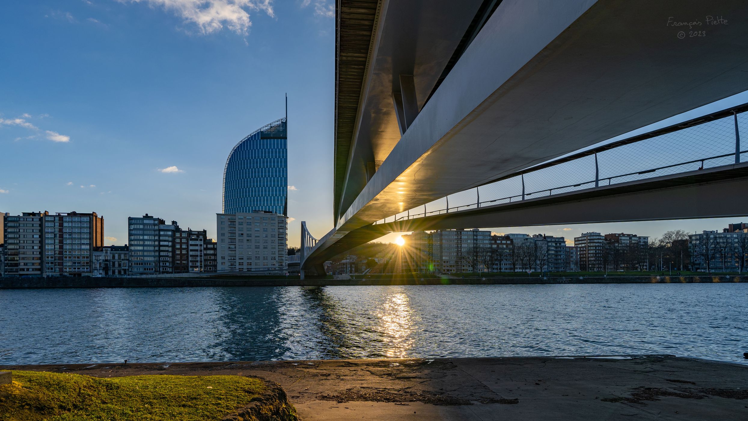 La Belle Liégeoise, pedestrian bridge, Belgium