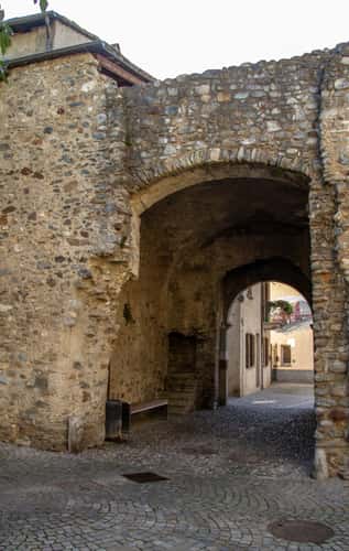 Porta Milanese, Tirano