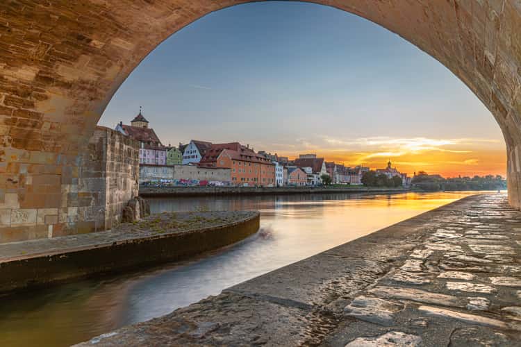 Regensburgs Stone Bridge during sunset