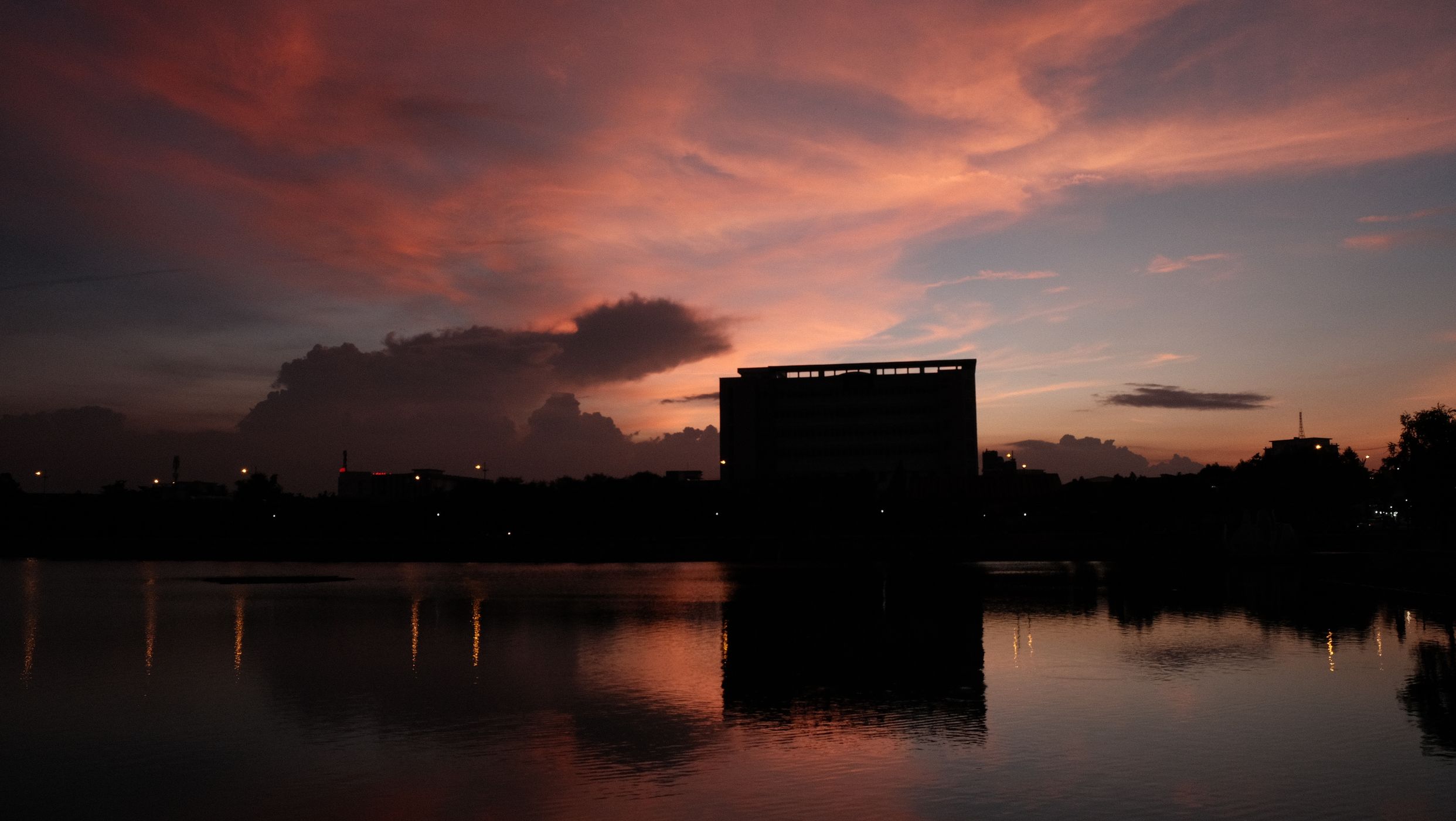 Sunset at Nguyen Du Lake, Vietnam