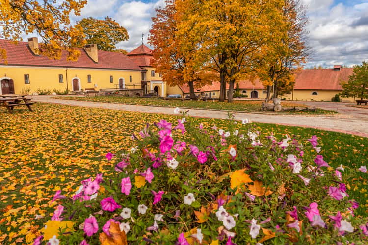 The Schlockenbeck Estate in Milzkalne