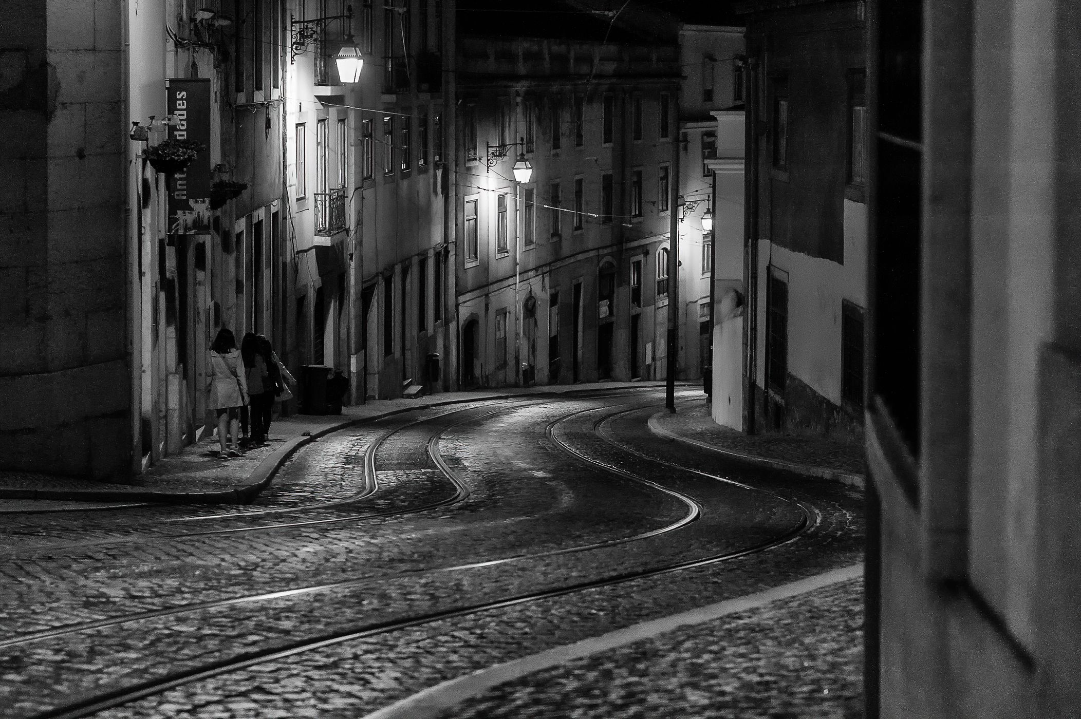 Tram 28, Portugal