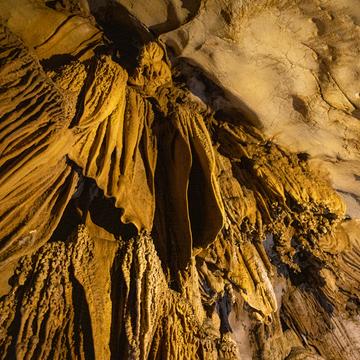 Trung Trang Cave, Vietnam