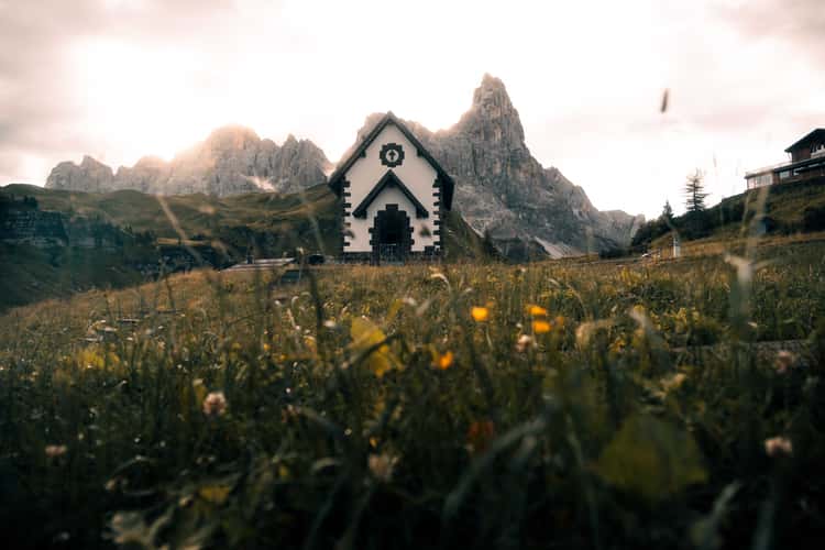 Chiesetta di Passo Rolle