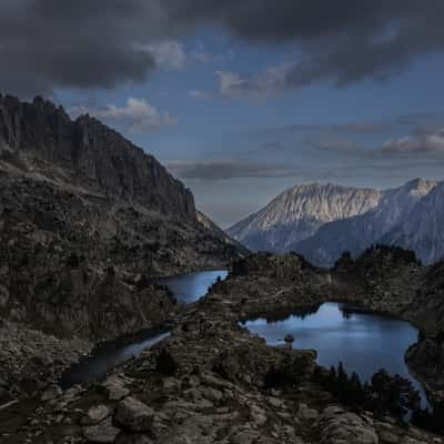 Mitsubishi lakes, Spain