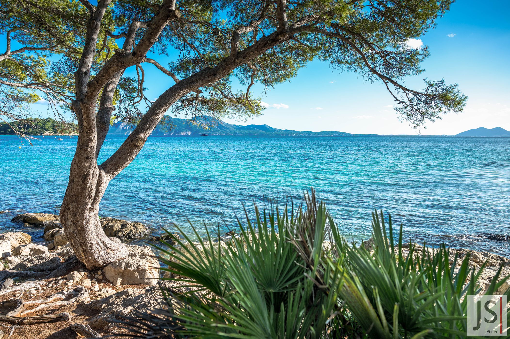 Platja de Formentor, Spain