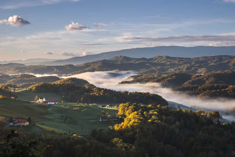 View from Razgledni stolp Plač