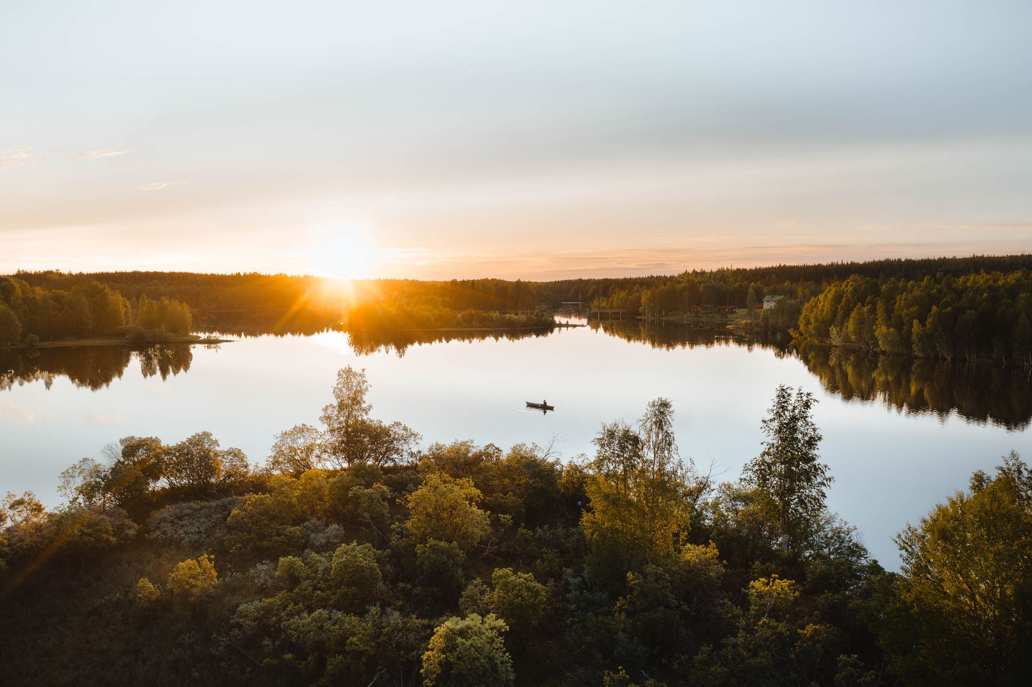 Canoeing in Jyrhämäjärvi, Rovaniemi, Finland