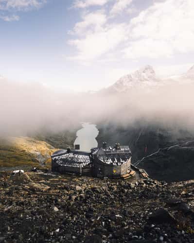 Chamanna Coaz, Corvatsch