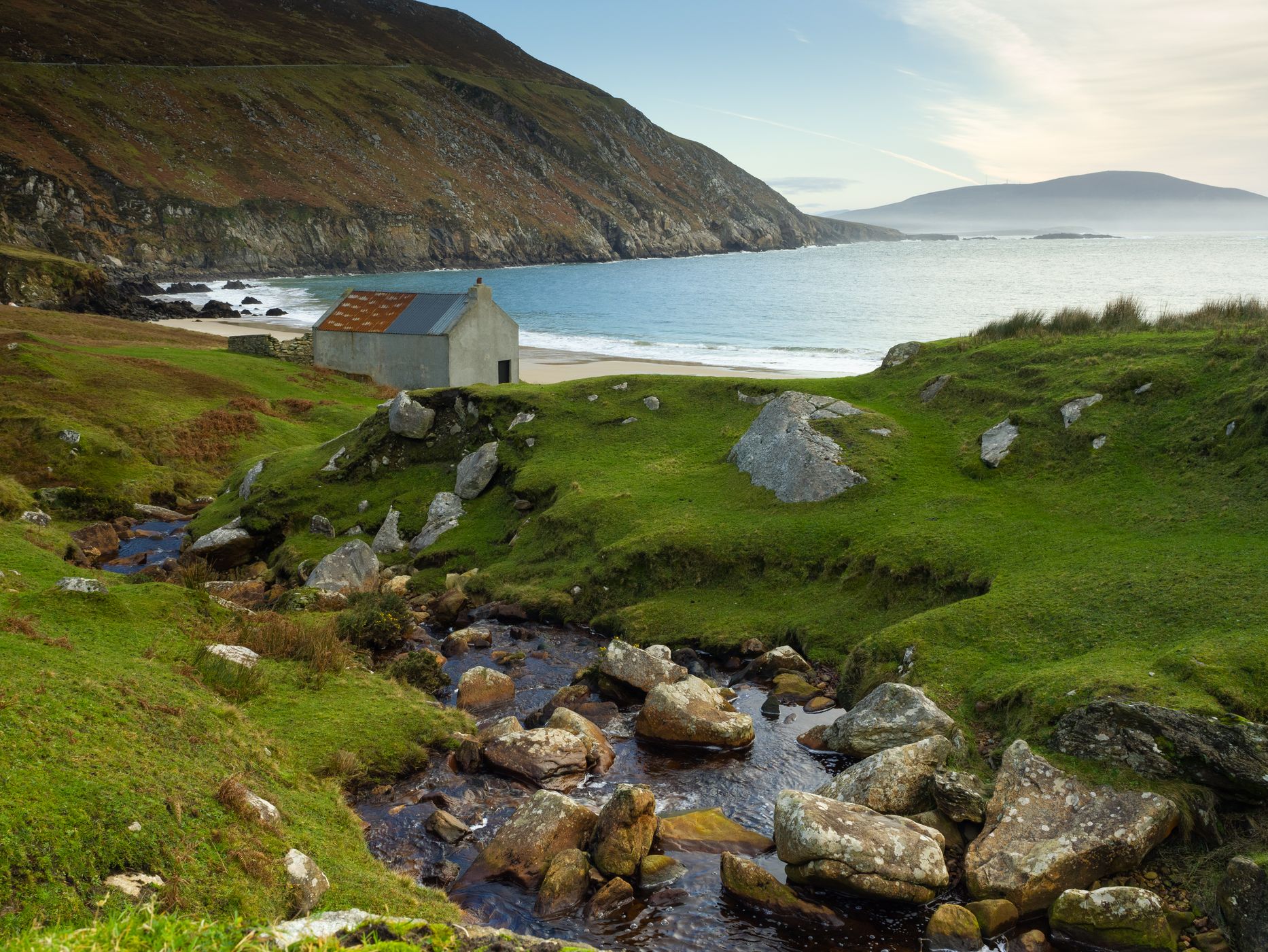Colm‘s Hut at Keem Beach, Ireland
