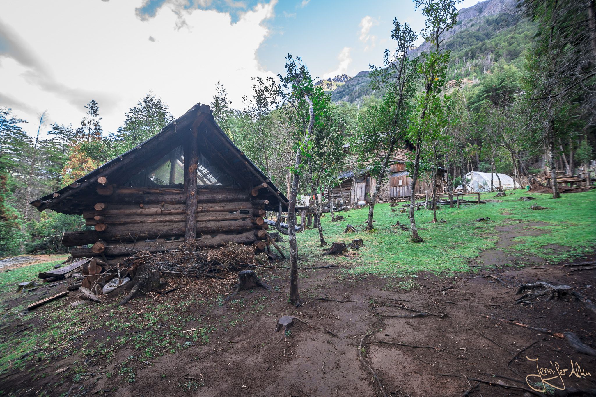 Exterior view Refugio LA TRONCONADA, El Bolson, Argentina