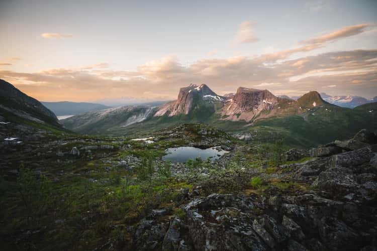 Kjerna Hike, Lake Views
