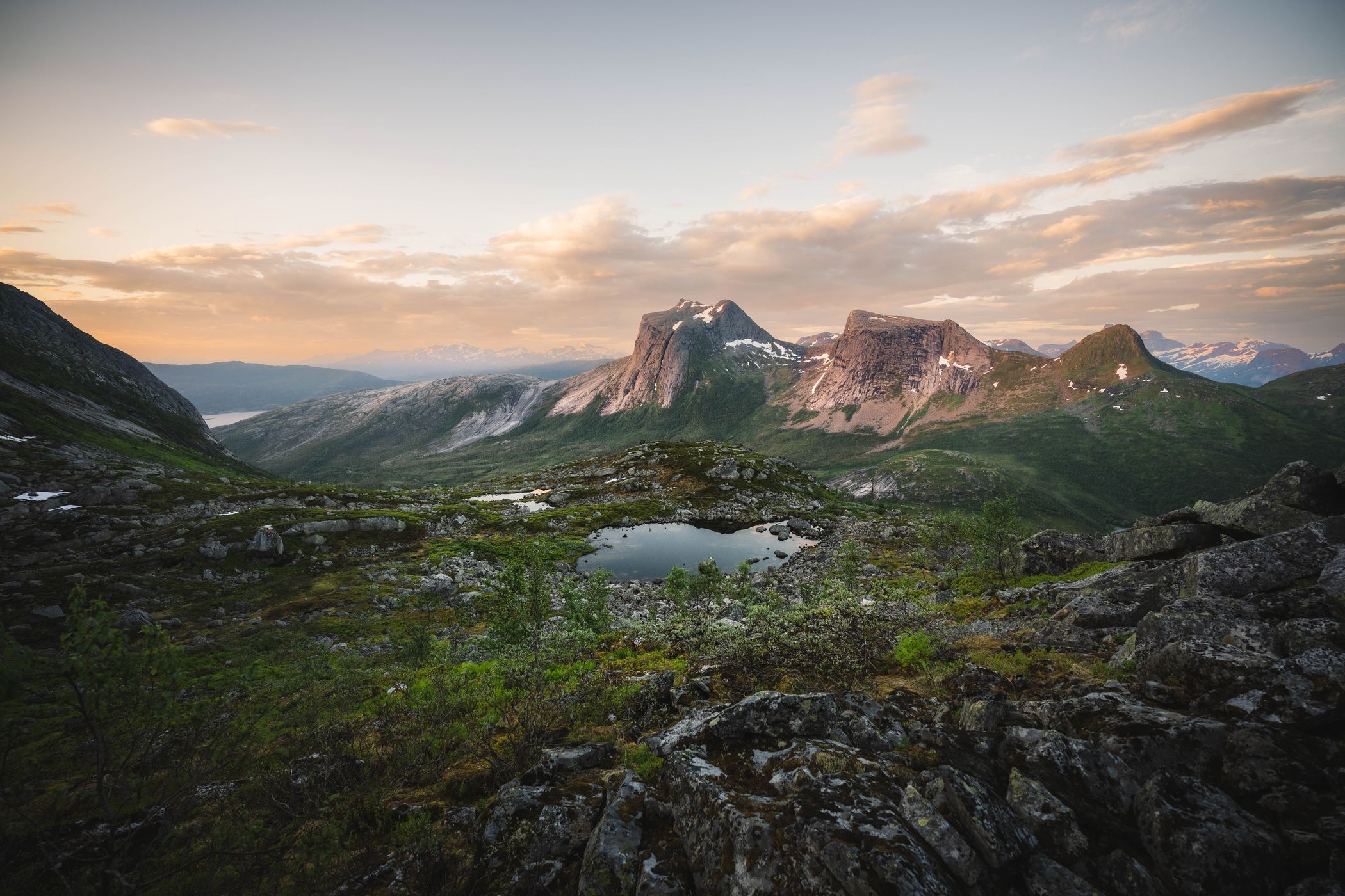 Kjerna Hike, Lake Views, Norway