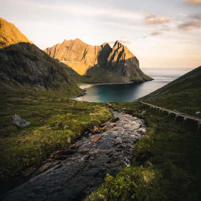 Kvalvika Beach, Hike, Norway