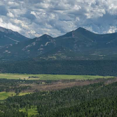 Many parks curve overlook, USA